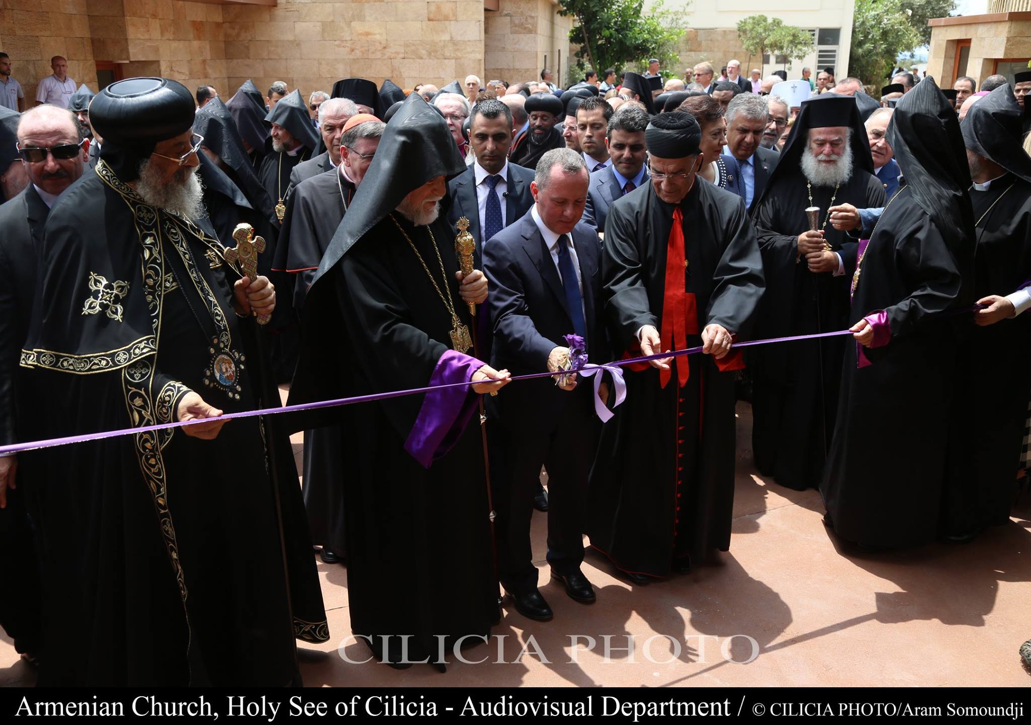 Catholicose  Aram I inaugurates the “Aram Bezikian” Museum dedicated to the Orphans of the Armenian Genocide
